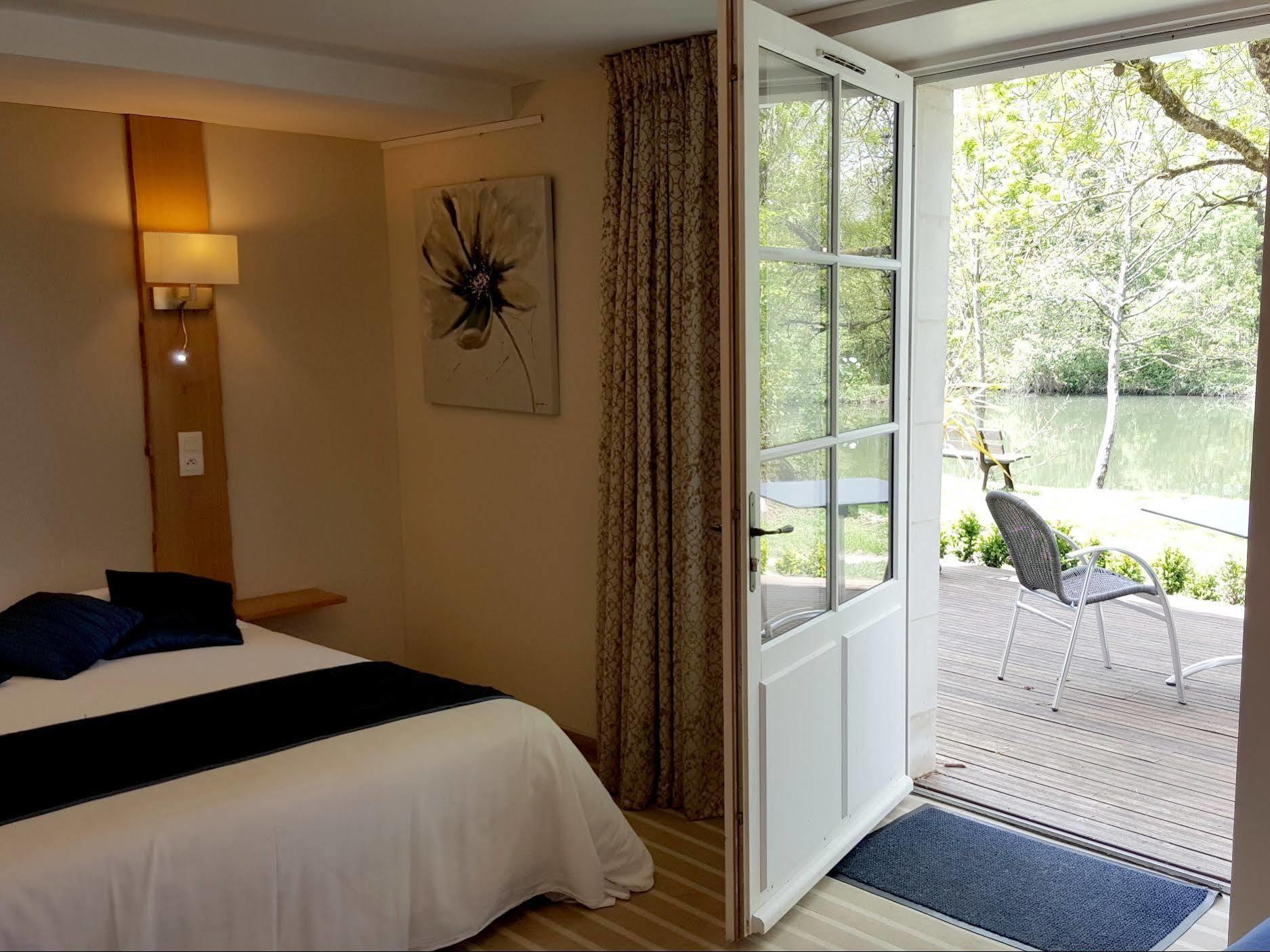 Logis Auberge De La Riviere Les Velluire-sur-Vendee ภายนอก รูปภาพ