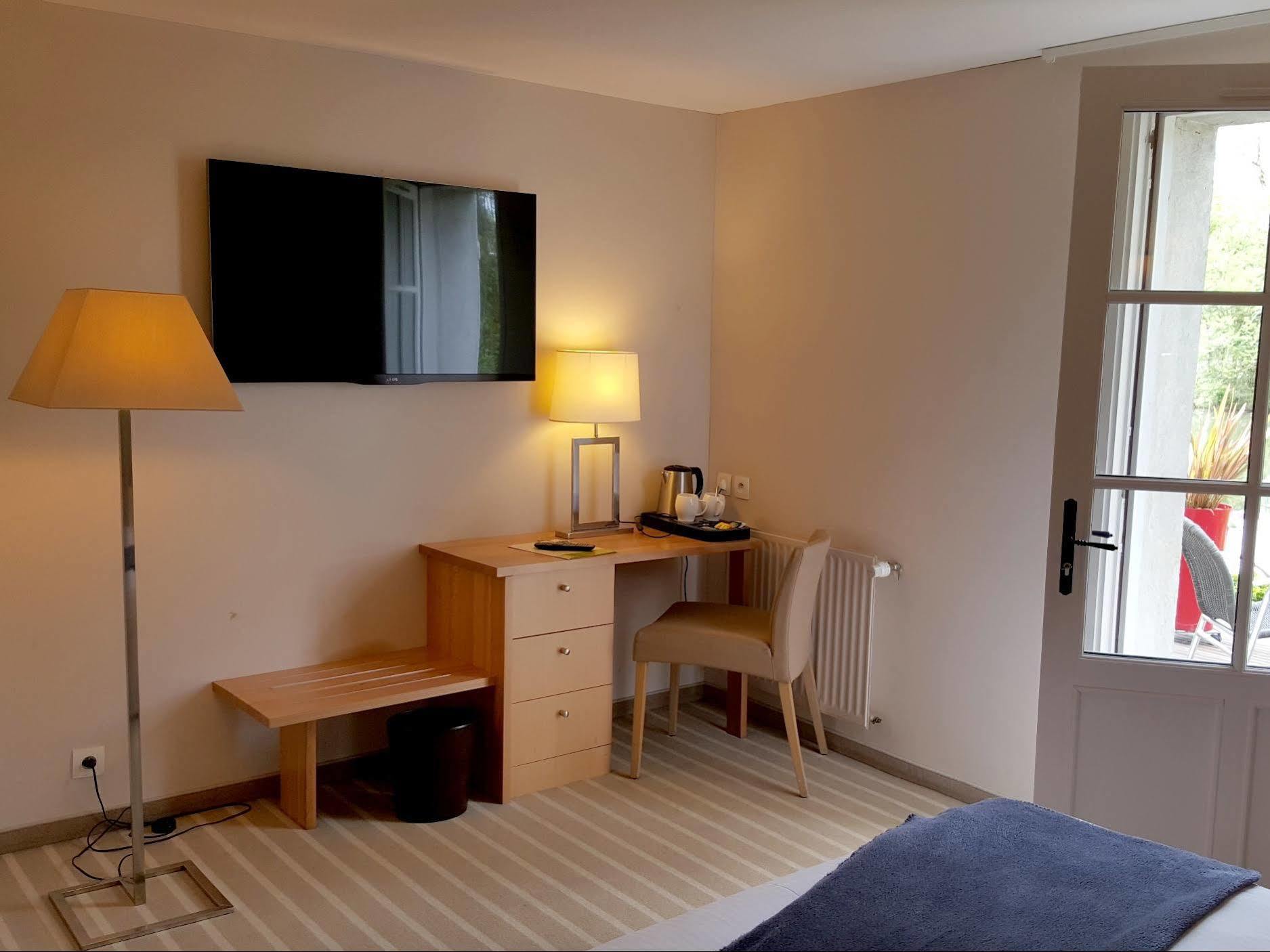 Logis Auberge De La Riviere Les Velluire-sur-Vendee ภายนอก รูปภาพ